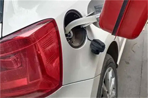 新邵24小时救援车收费标准